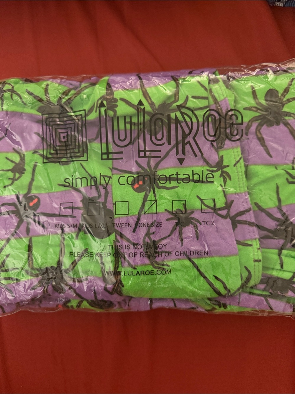 LuLaRoe Purple & Green Spider Stripe Leggings - Picture 5 of 5